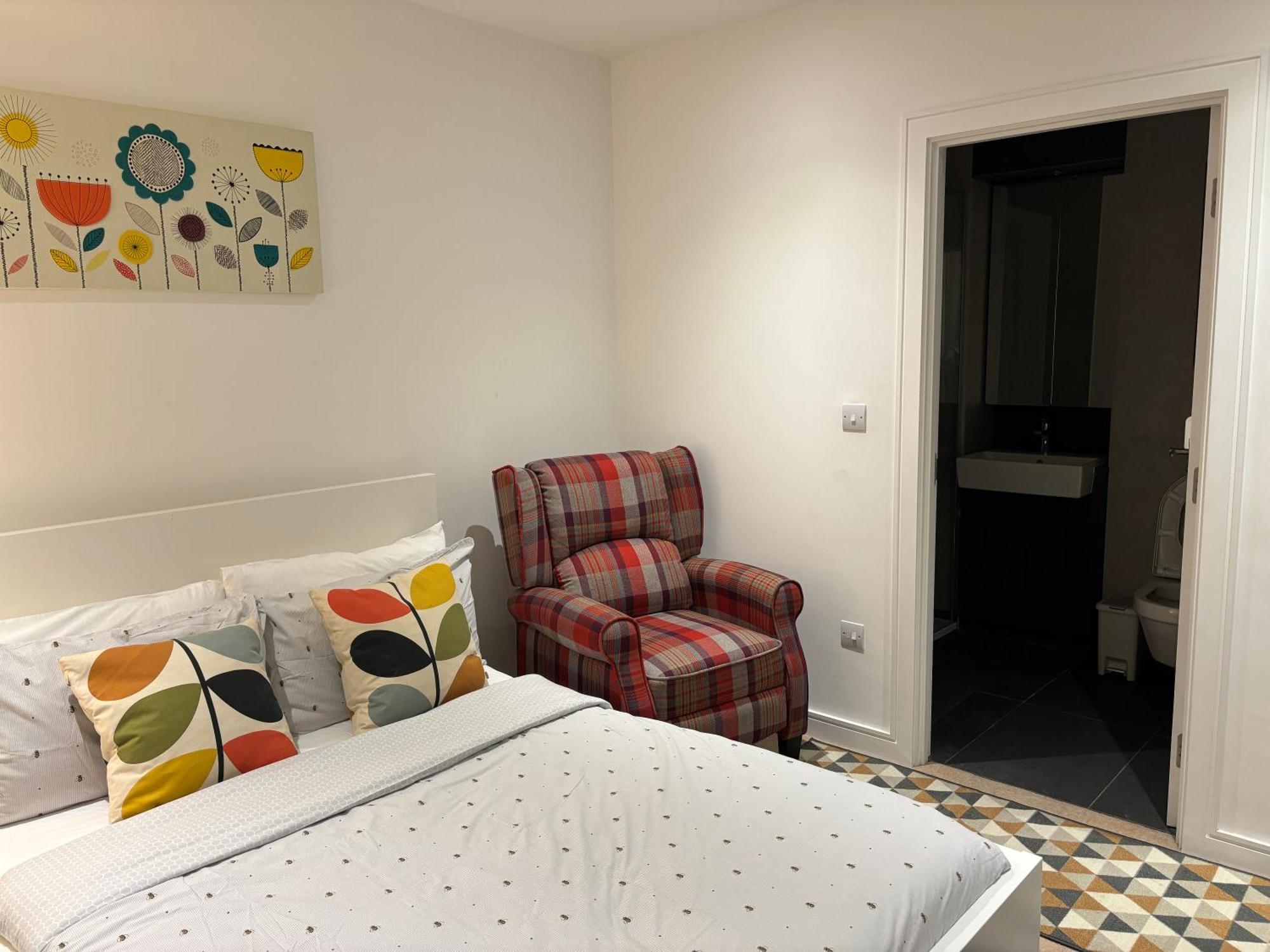 Modern En-Suite Room And Self Catering In 伦敦 外观 照片